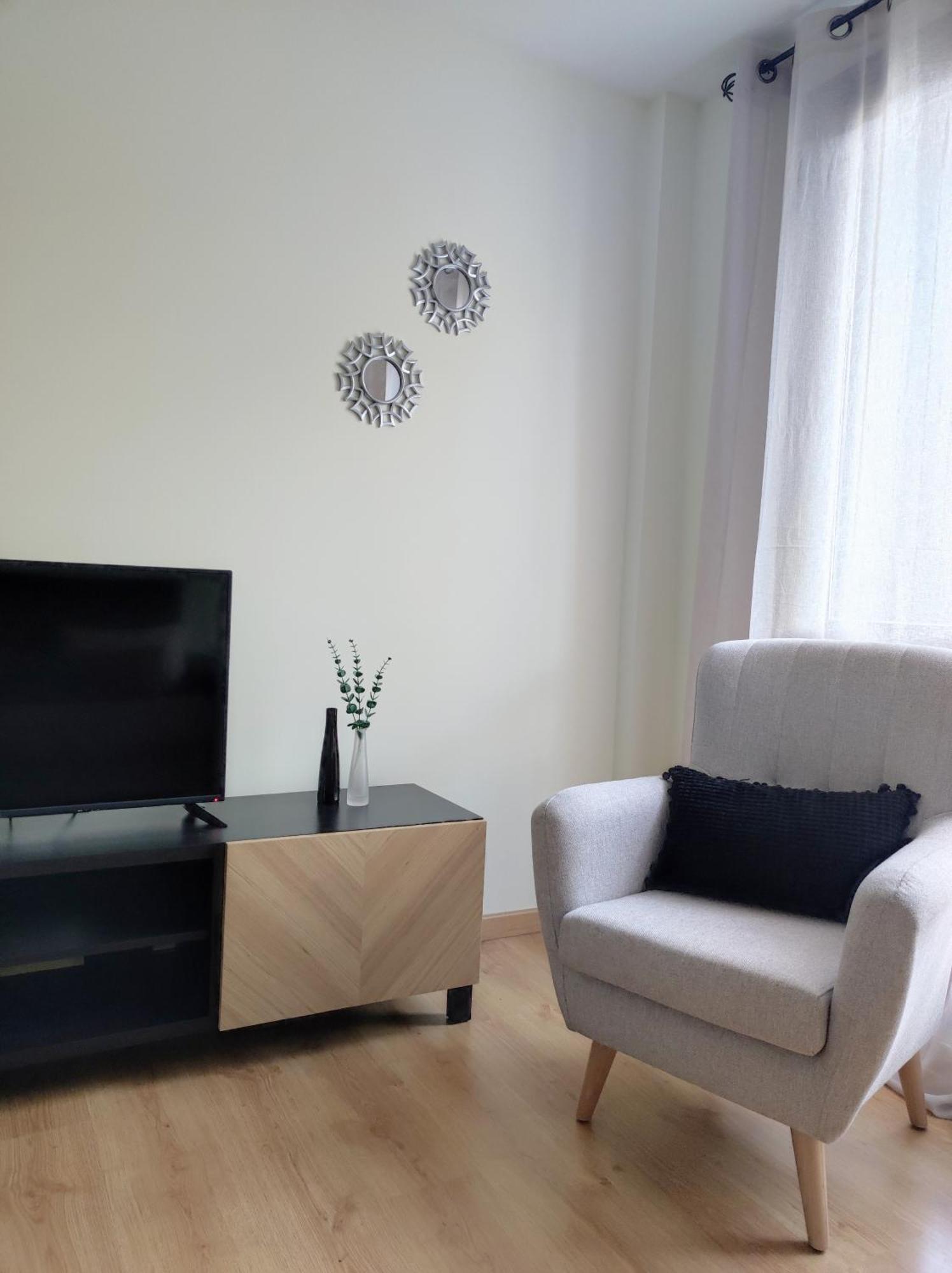 Apartamento Vico Escarrilla Exterior photo